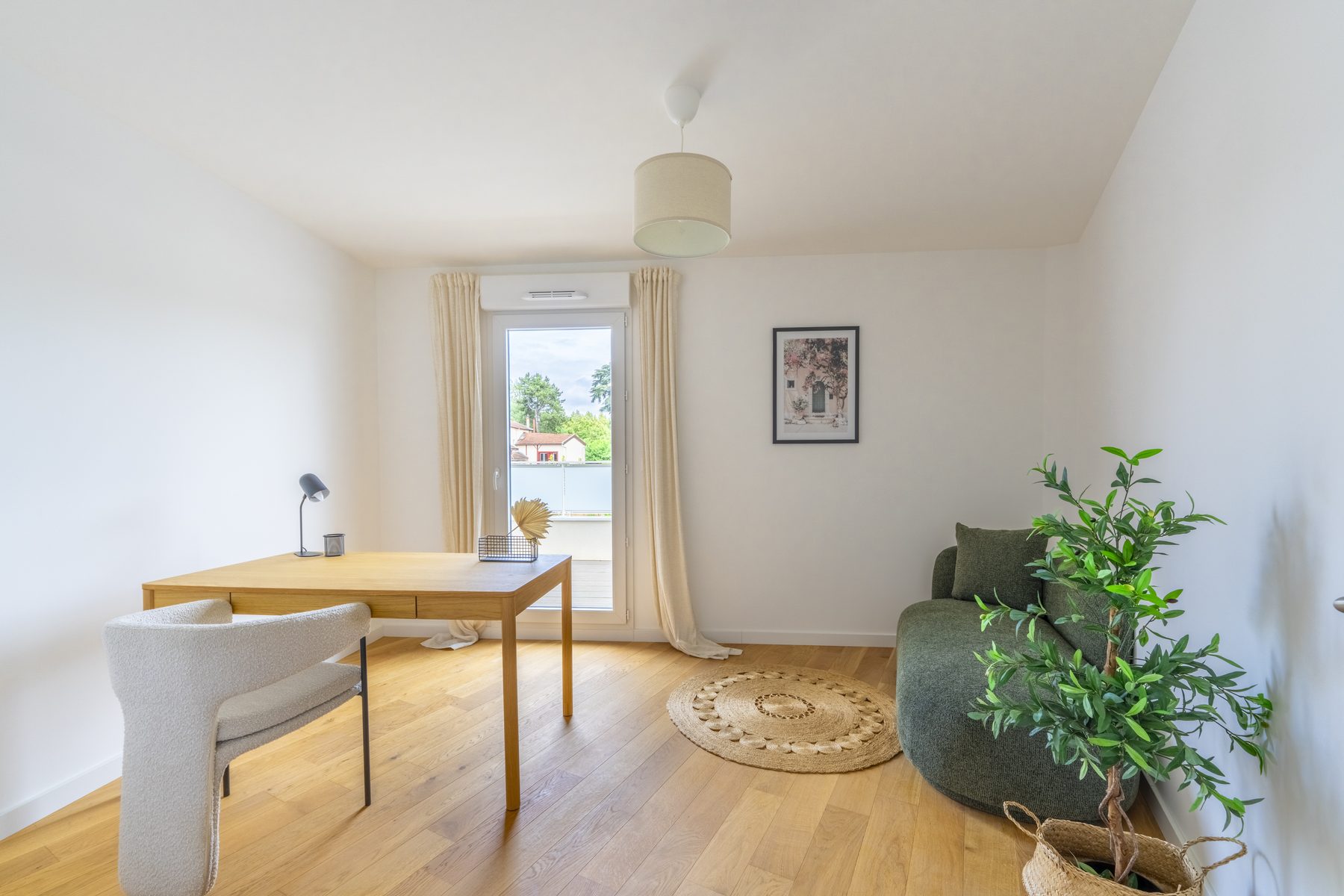 Bureau — Diagonale — Champagne, meublé, Tom Devreeze, photographe immobilier Lyon
