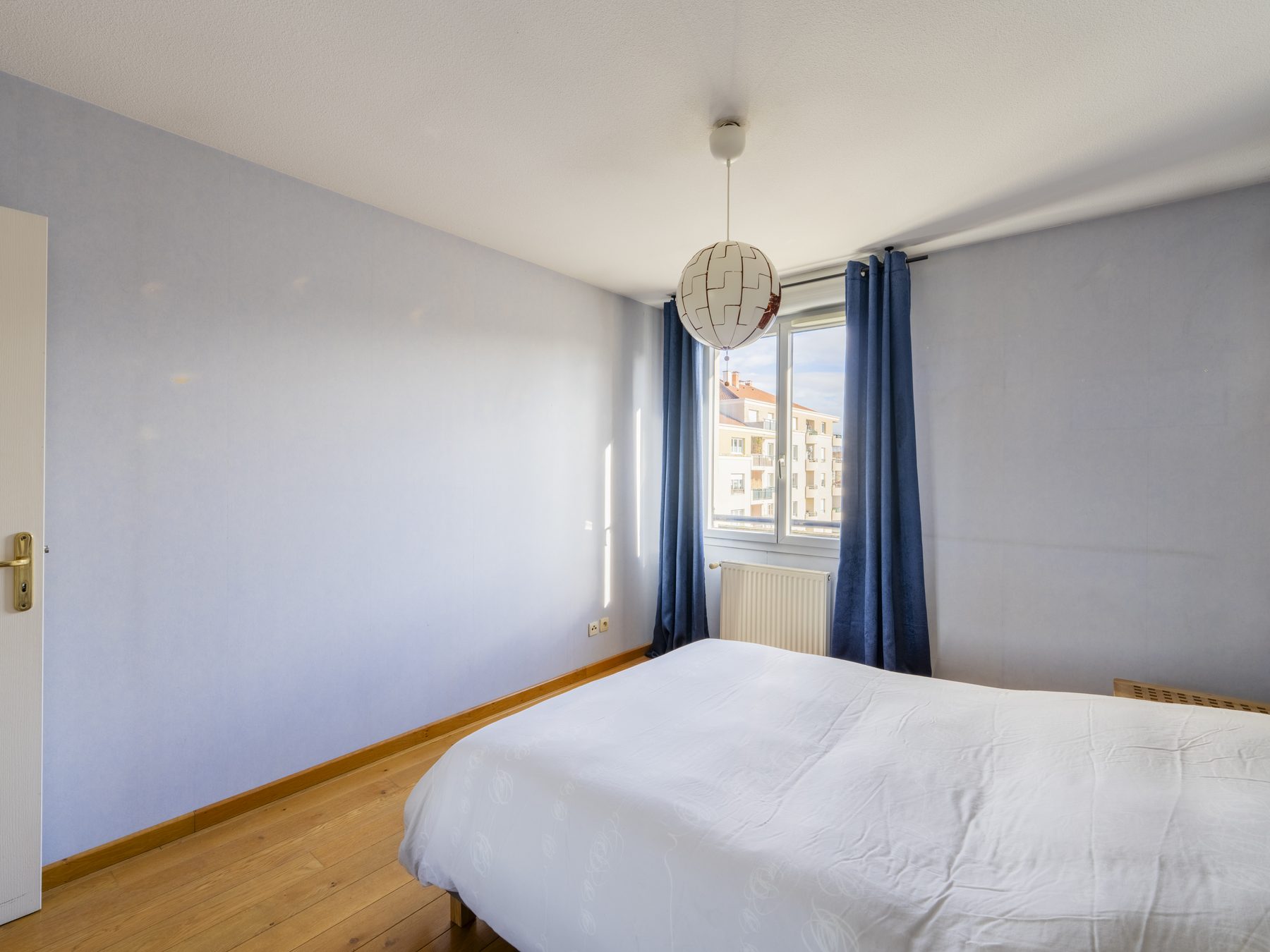 Chambre — Montagny, Tom Devreeze, photographe immobilier Lyon