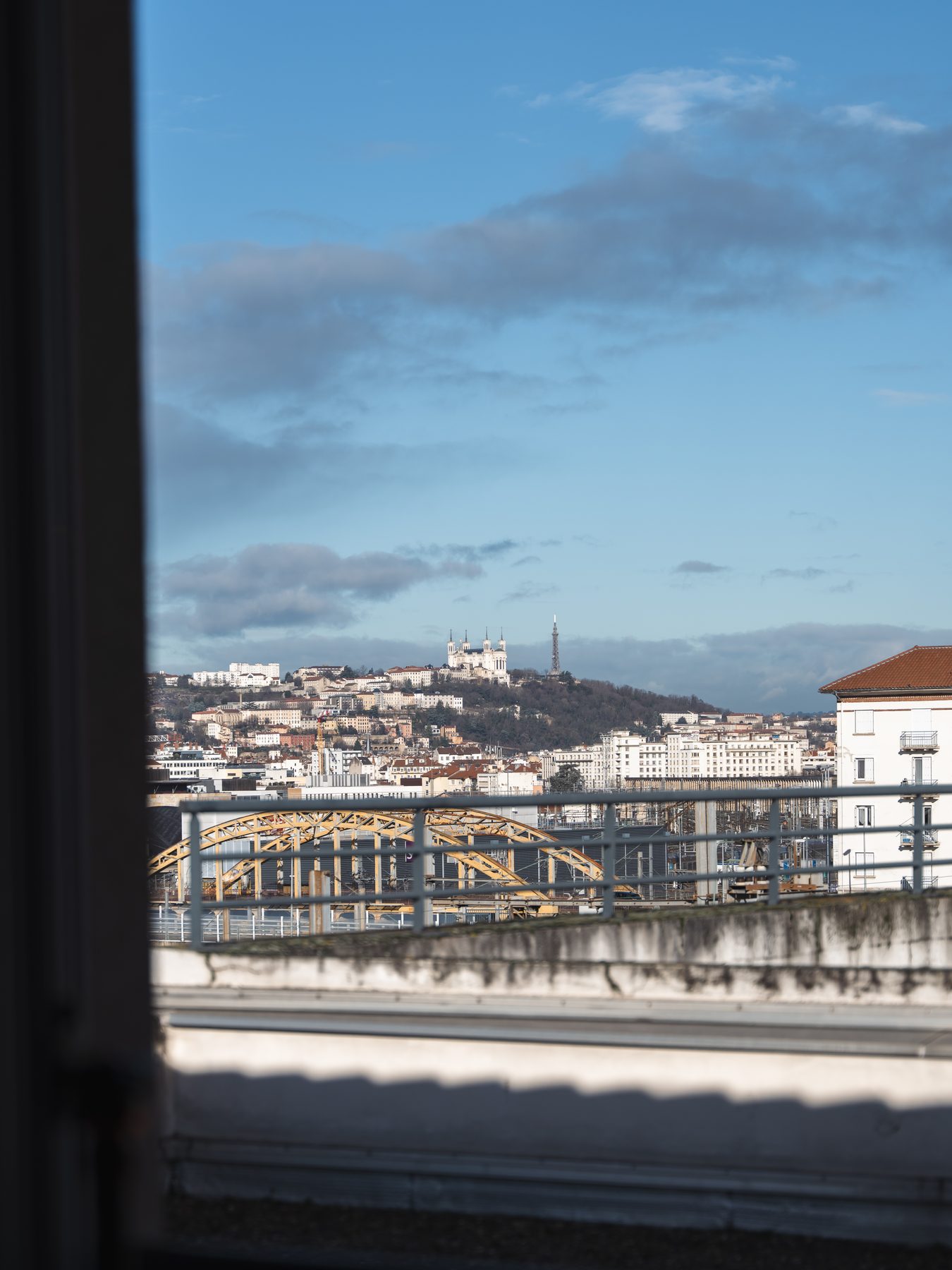 Vue sur Lyon et Fourvière — Montagny, Tom Devreeze, photographe immobilier Lyon